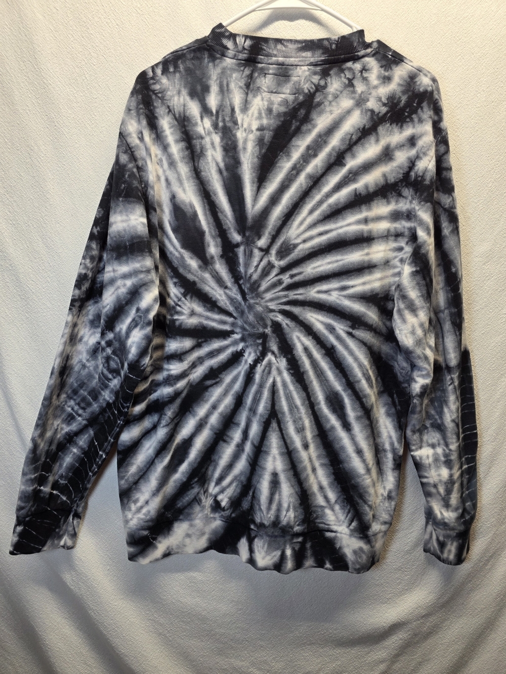 Converse Sweater Mens Tie Dye Sweatshirt Black & White Long Sleeve Size Medium - Picture 9 of 12